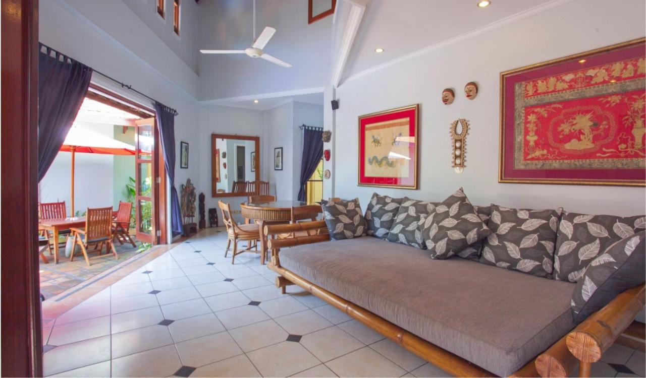 Villa Naga Maya Legian Exterior foto
