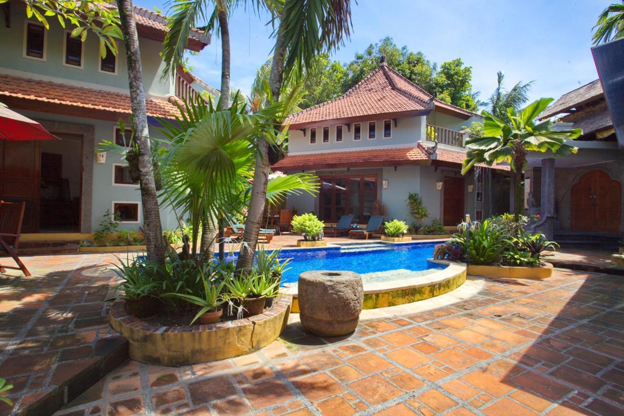 Villa Naga Maya Legian Exterior foto